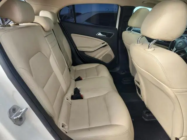 2015 MERCEDES-BENZ GLA 250  