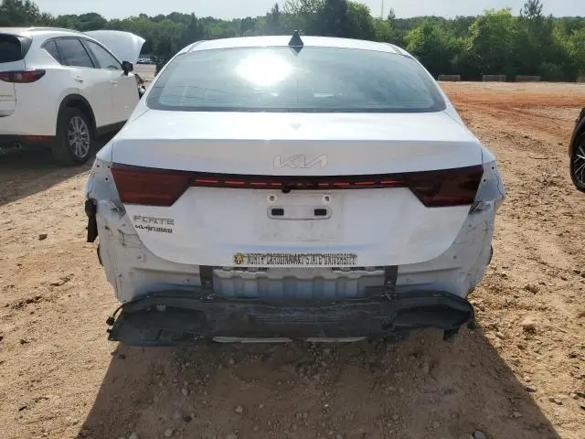 2022 KIA FORTE FE  