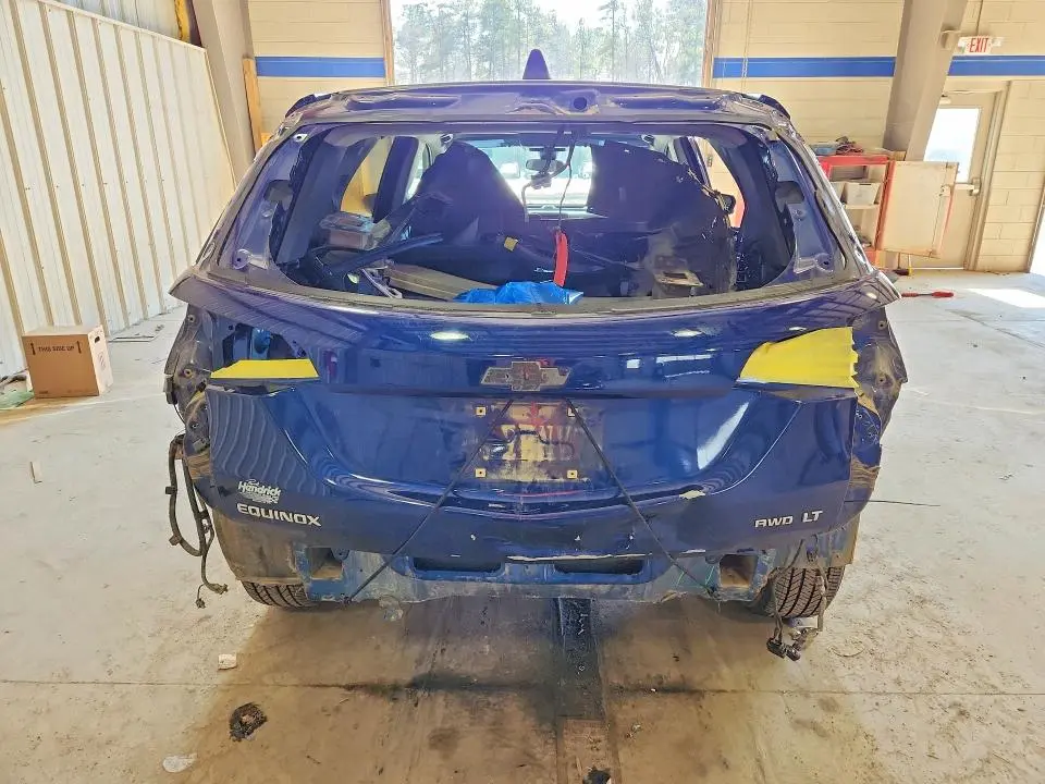 2022 CHEVROLET EQUINOX LT  