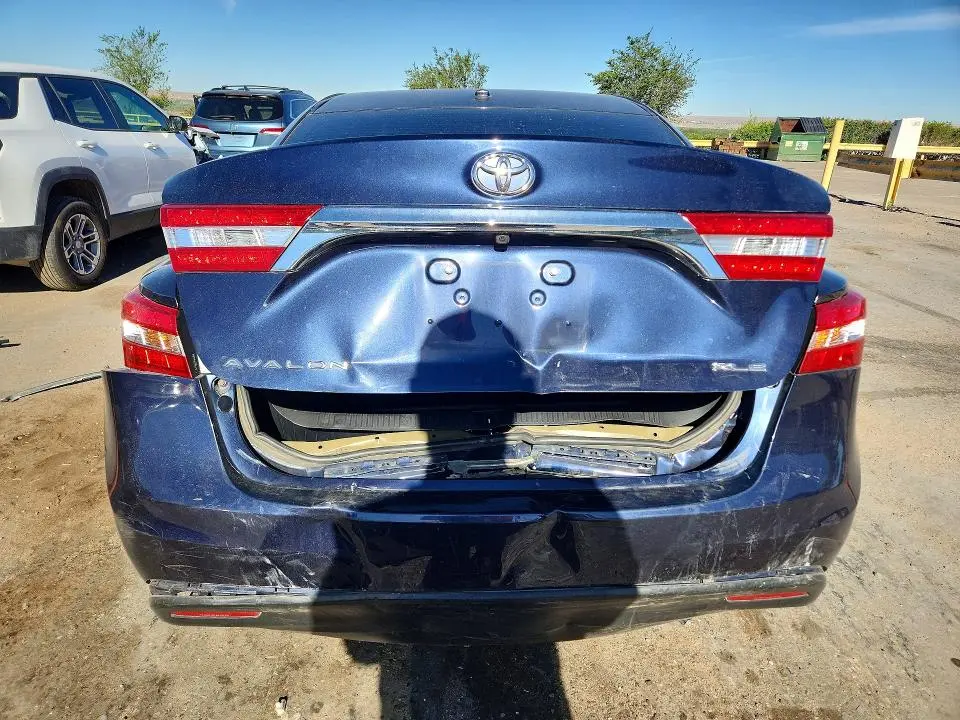 2015 TOYOTA AVALON XLE  