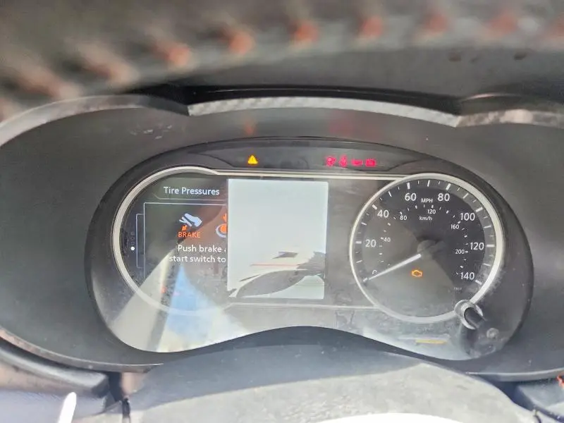 2020 NISSAN VERSA SR  