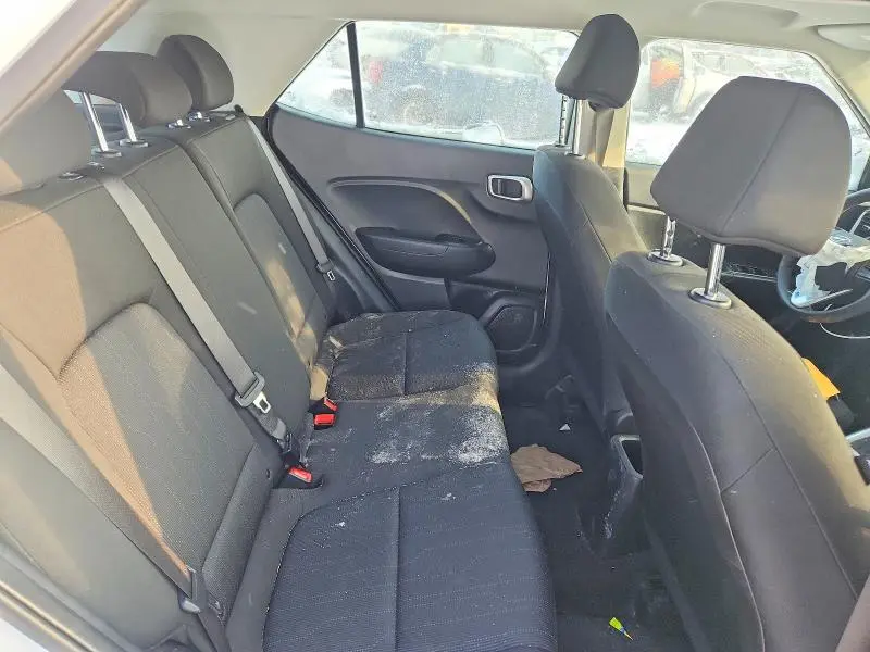 2024 HYUNDAI VENUE SE  