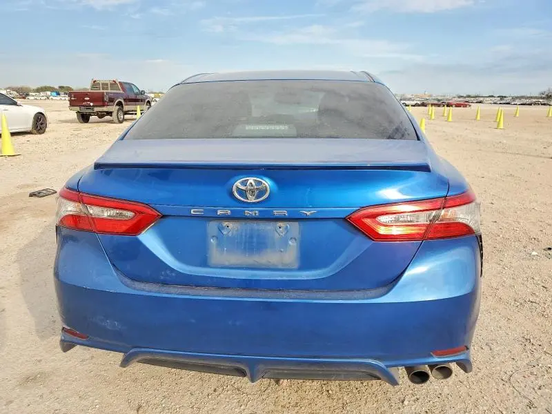 2018 TOYOTA CAMRY   