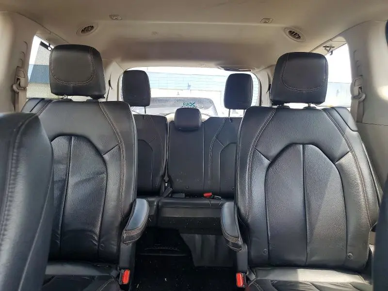 2017 CHRYSLER PACIFICA TOURING L  