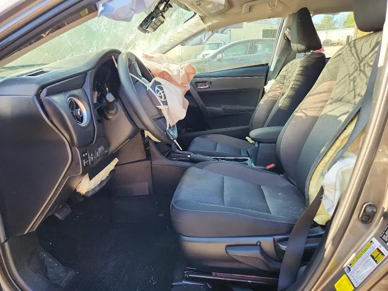 2017 TOYOTA COROLLA LE  