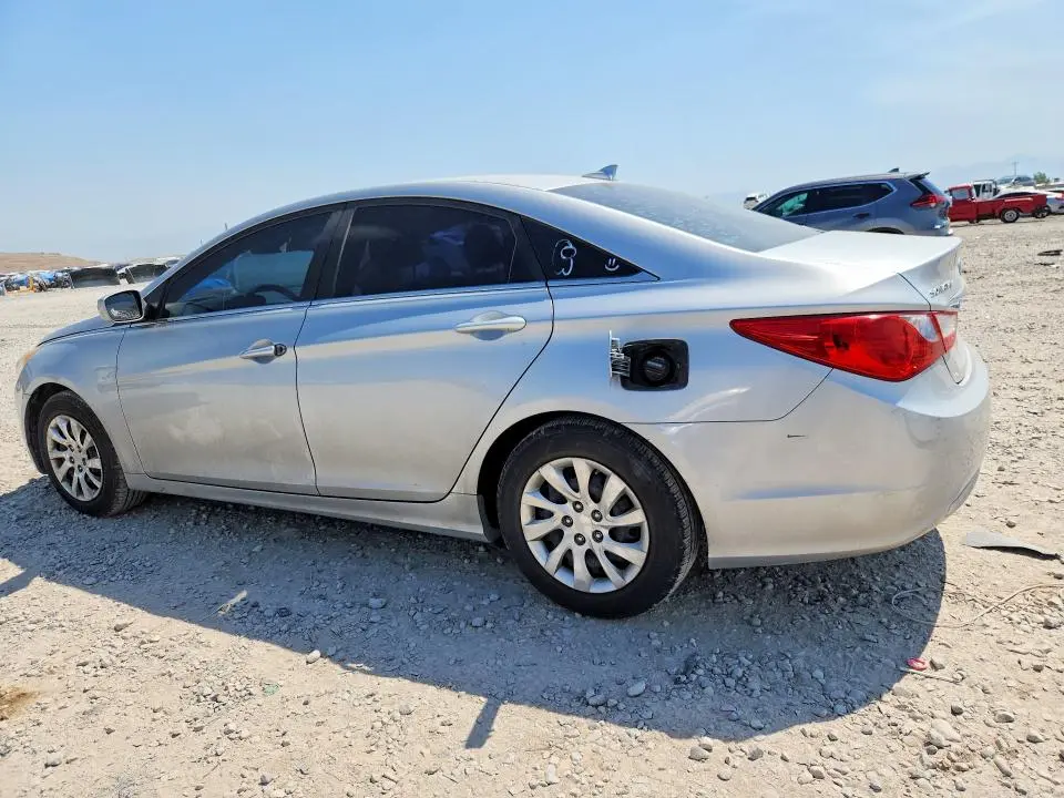 2012 HYUNDAI SONATA GLS  