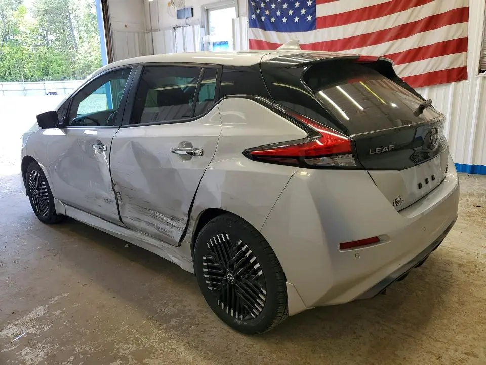 2024 NISSAN LEAF SV PLUS  