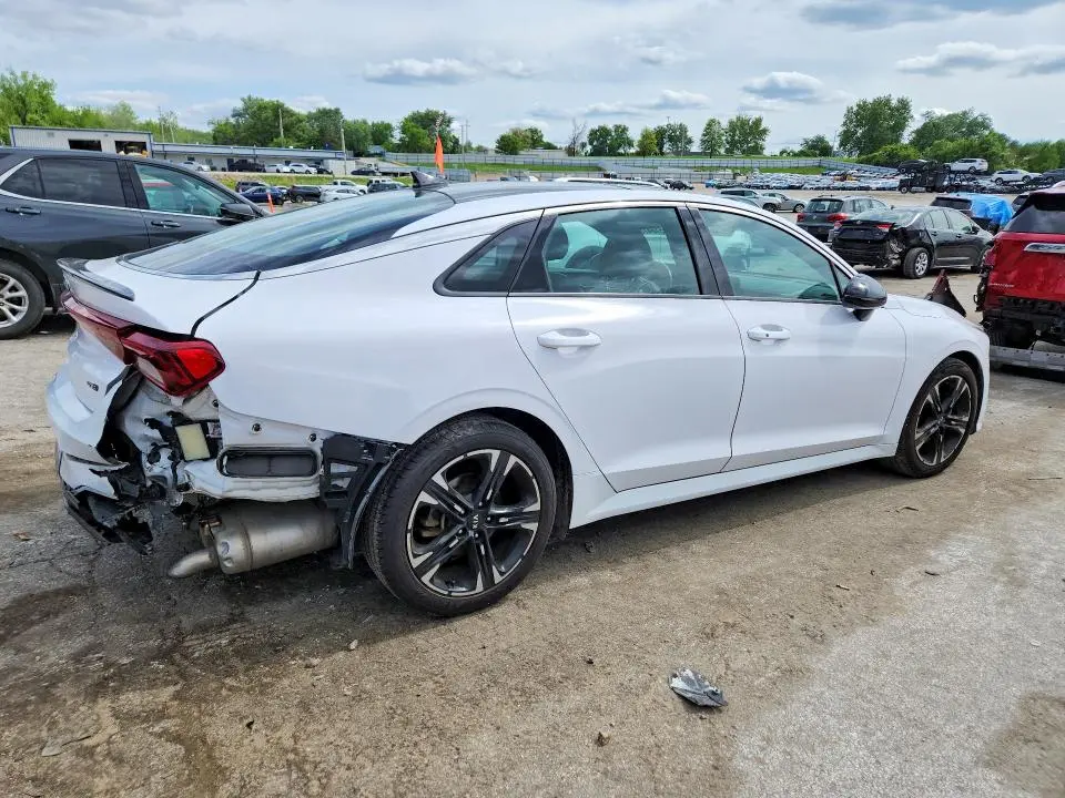 2021 KIA K5 GT LINE  