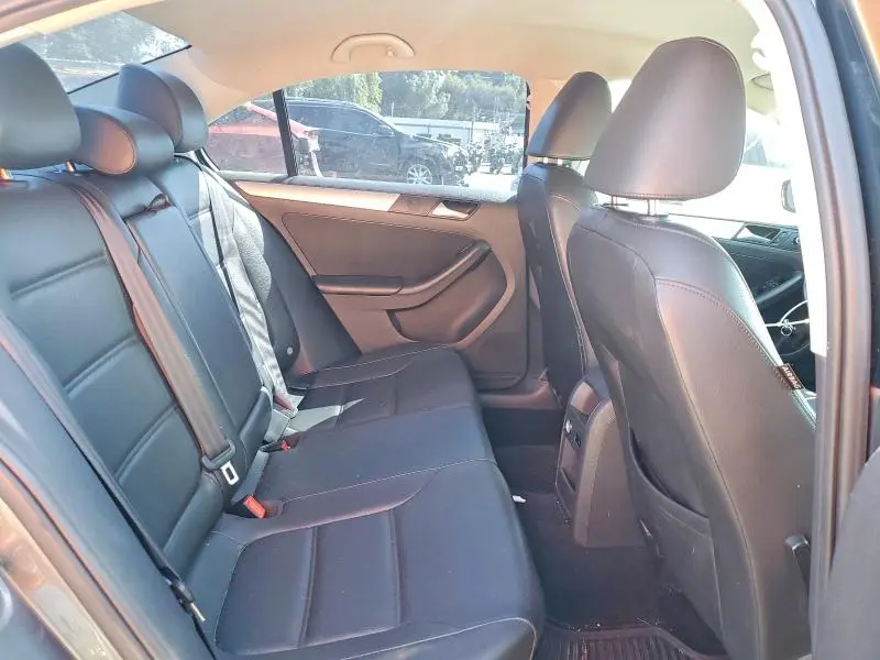 2014 VOLKSWAGEN JETTA   
