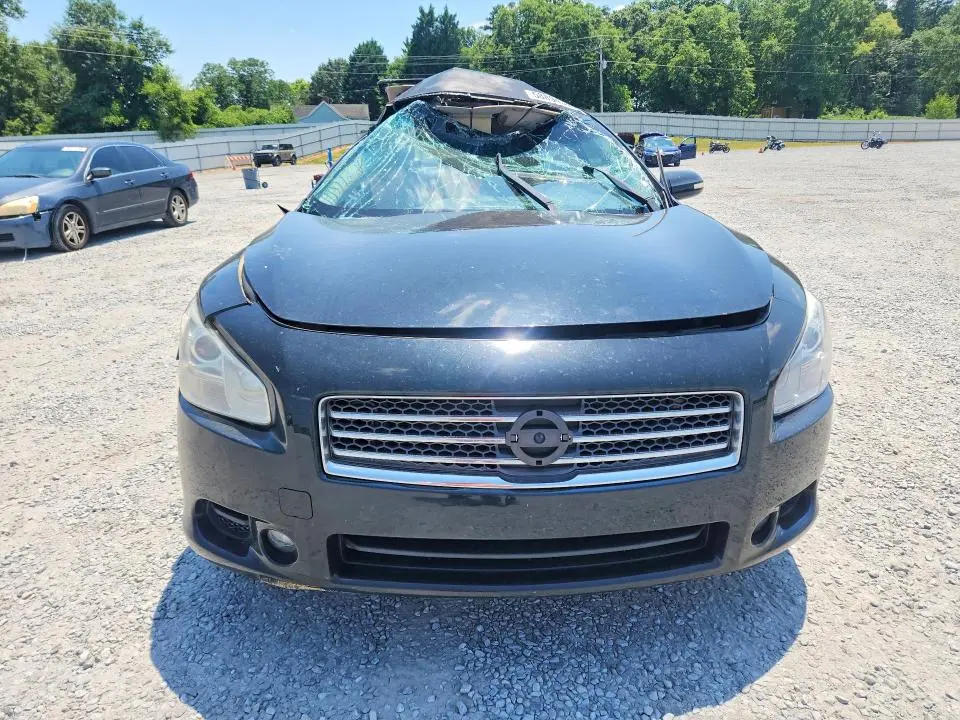 2010 NISSAN MAXIMA 3.5 S  