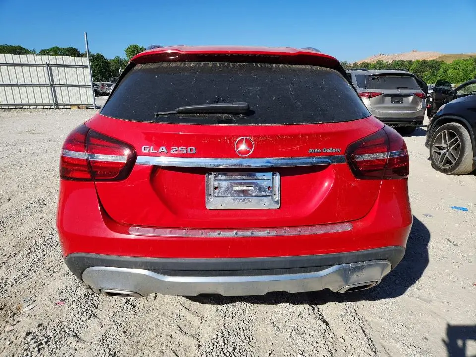 2020 MERCEDES-BENZ GLA 250  