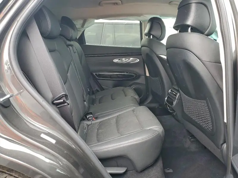 2025 GENESIS GV70 BASE  