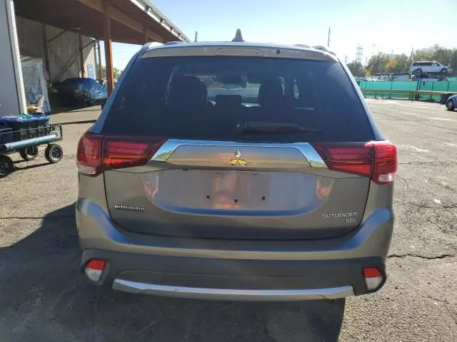 2018 MITSUBISHI OUTLANDER SE