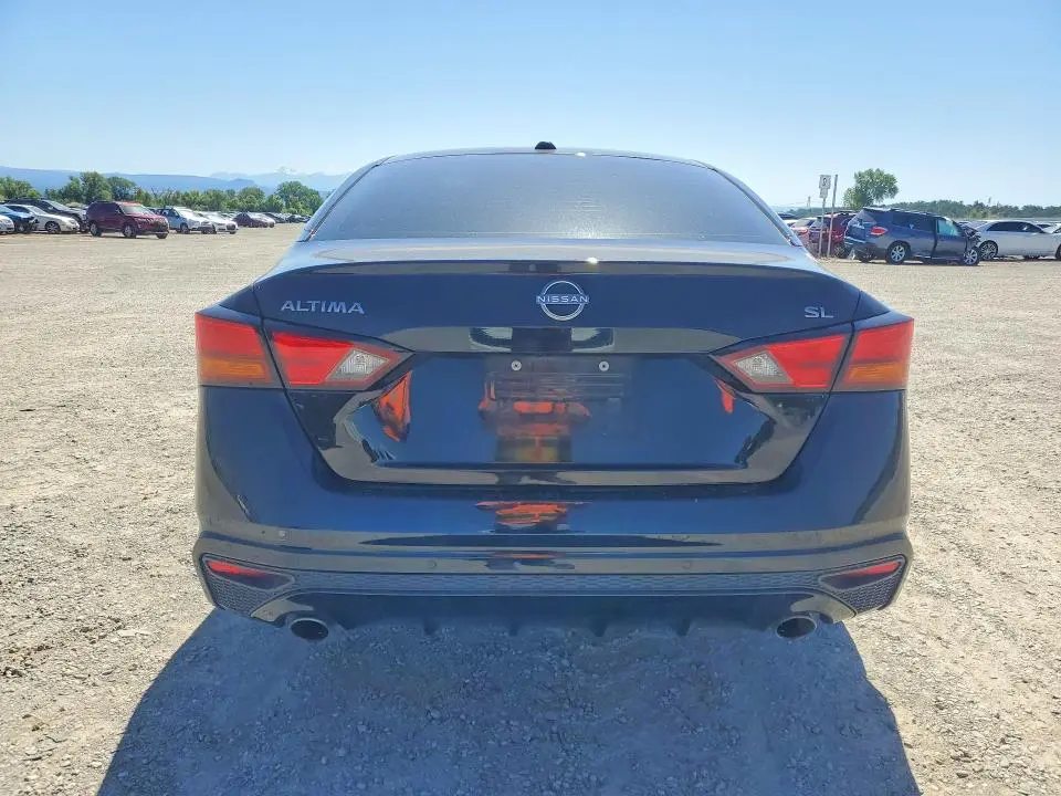 2023 NISSAN ALTIMA SL  