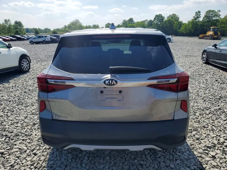 2021 KIA SELTOS LX  