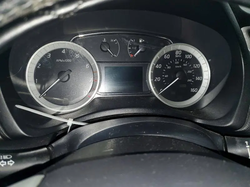 2015 NISSAN SENTRA SR  