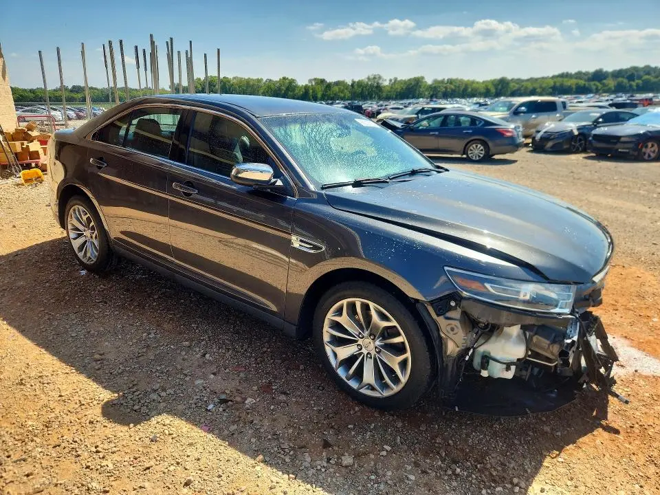 2015 FORD TAURUS LIMITED  