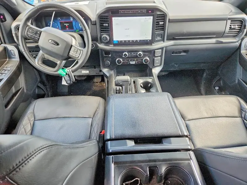 2024 FORD F150 XLT  