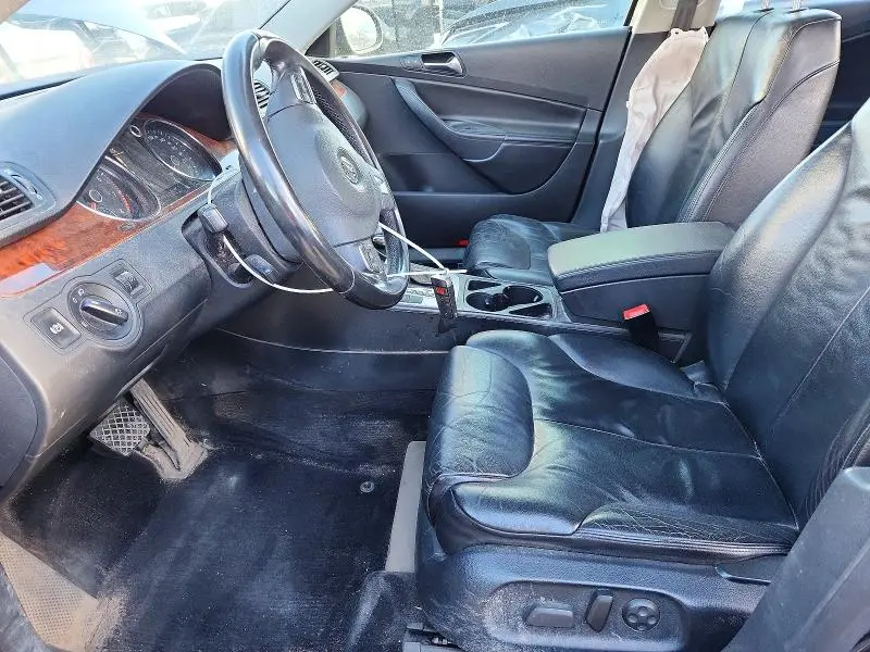2010 VOLKSWAGEN PASSAT 2.0T  