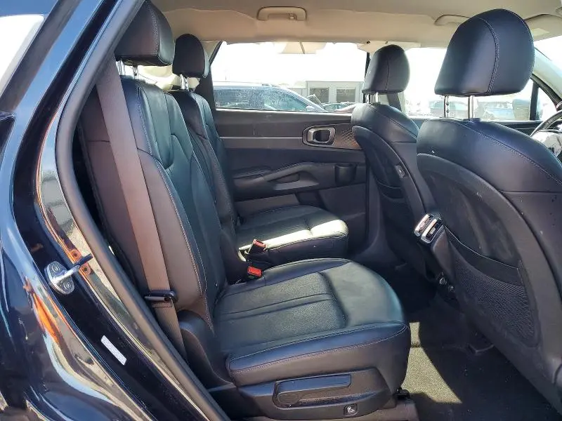 2022 KIA SORENTO S  