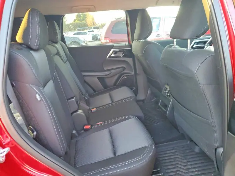 2025 MITSUBISHI OUTLANDER ES  