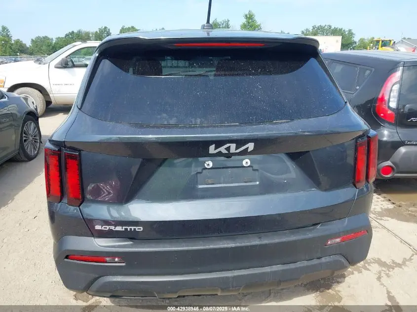 2023 KIA SORENTO LX