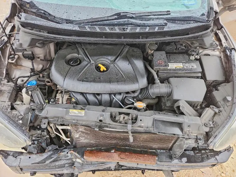 2012 HYUNDAI ELANTRA GLS  