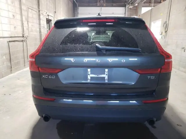 2018 VOLVO XC60 T5  