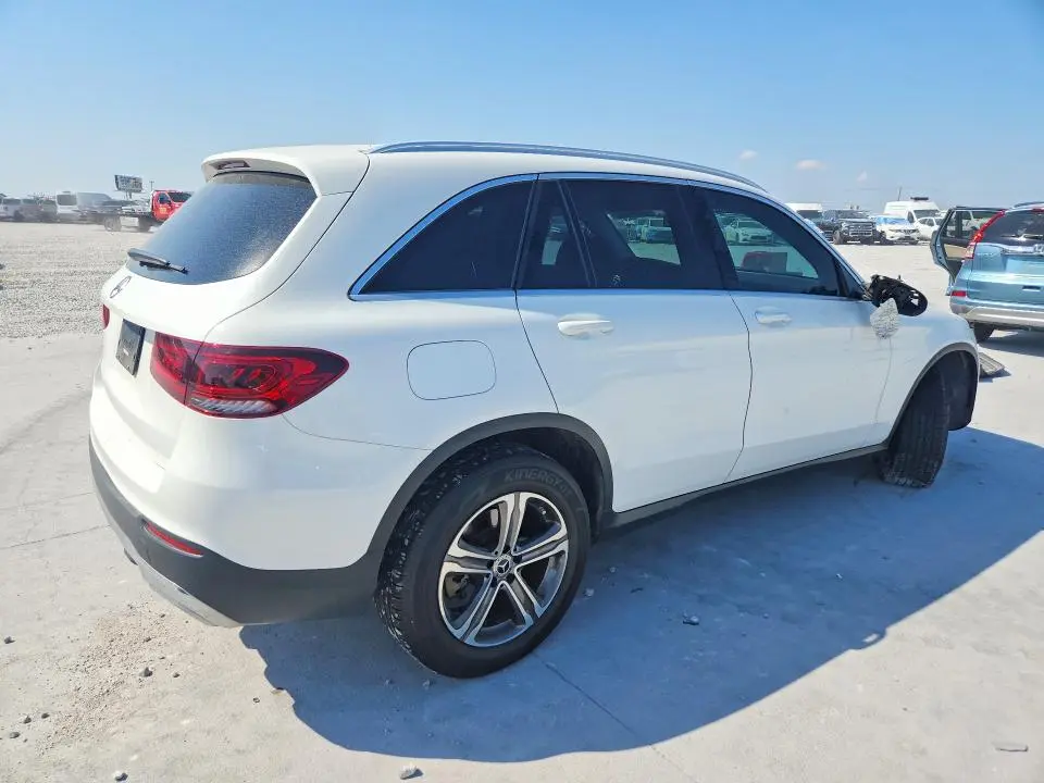 2020 MERCEDES-BENZ GLC 300  