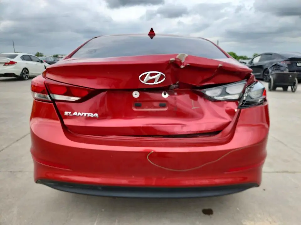 2018 HYUNDAI ELANTRA SEL  