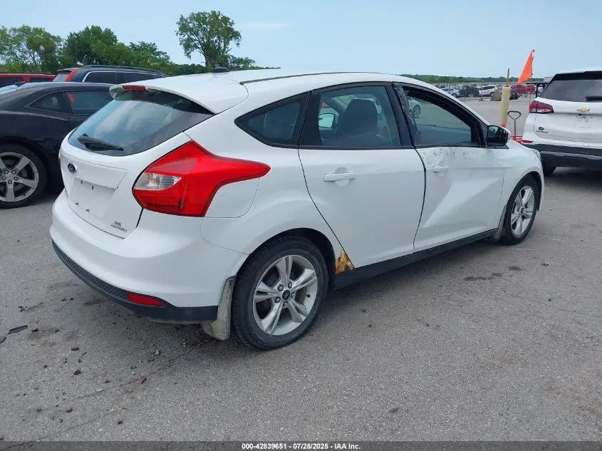 2014 FORD FOCUS SE
