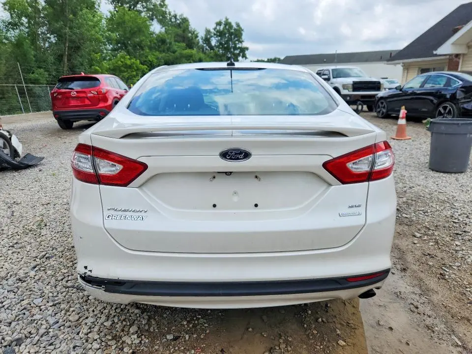 2014 FORD FUSION SE  