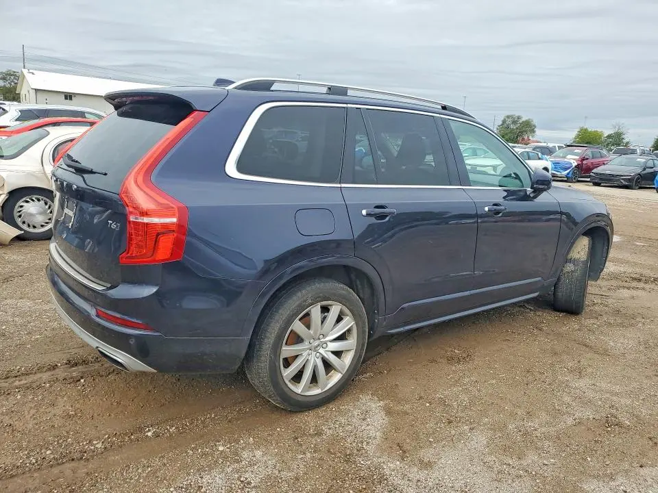 2016 VOLVO XC90 T6  