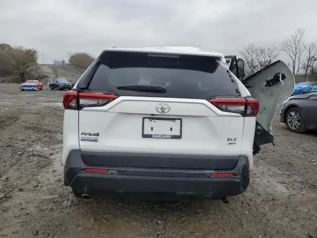 2025 TOYOTA RAV4 XLE  
