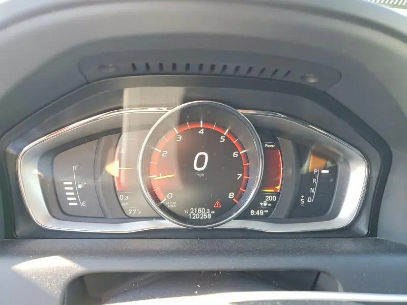 2017 VOLVO XC60 T5 DYNAMIC  