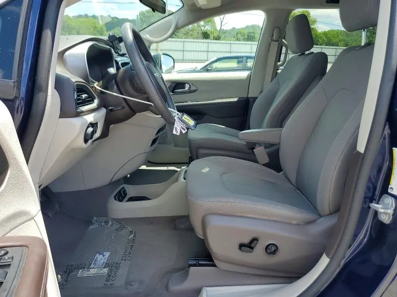 2019 CHRYSLER PACIFICA TOURING  