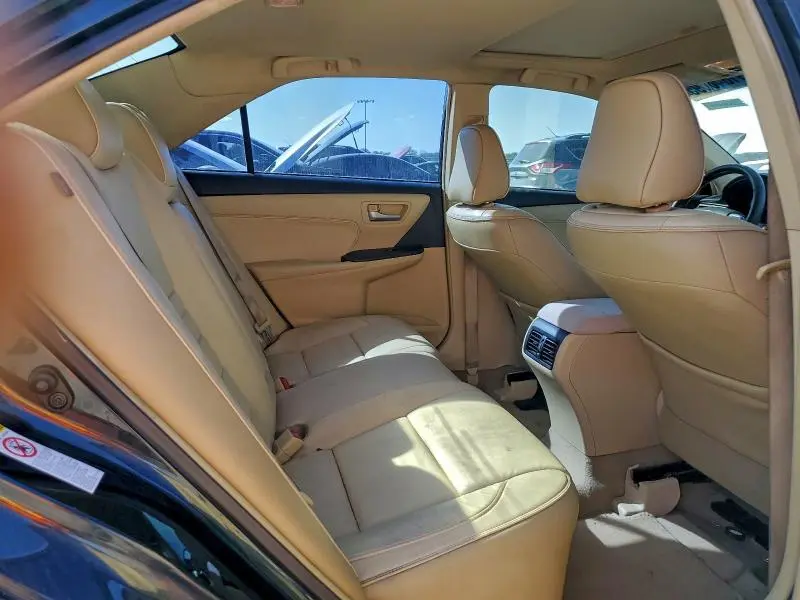 2015 TOYOTA CAMRY XSE  