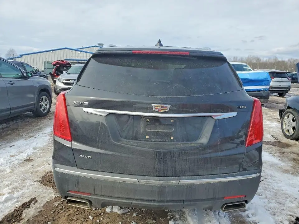 2017 CADILLAC XT5 LUXURY  
