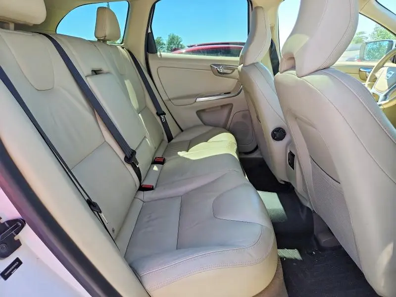 2013 VOLVO XC60 3.2  