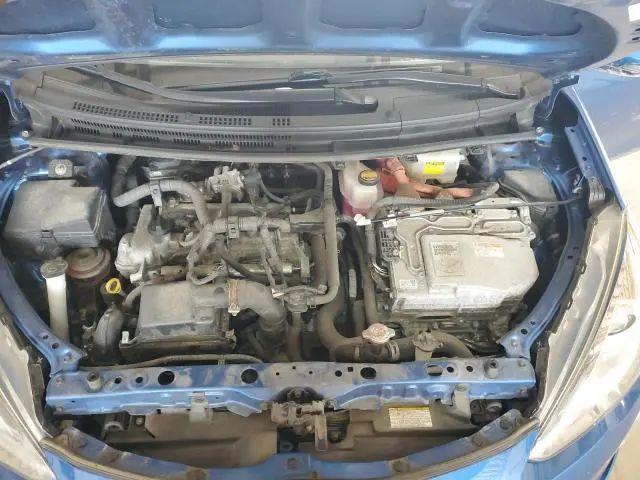 2017 TOYOTA PRIUS C   