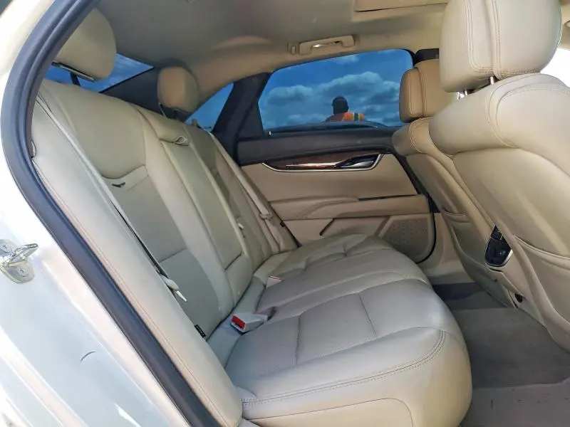 2013 CADILLAC XTS LUXURY COLLECTION  