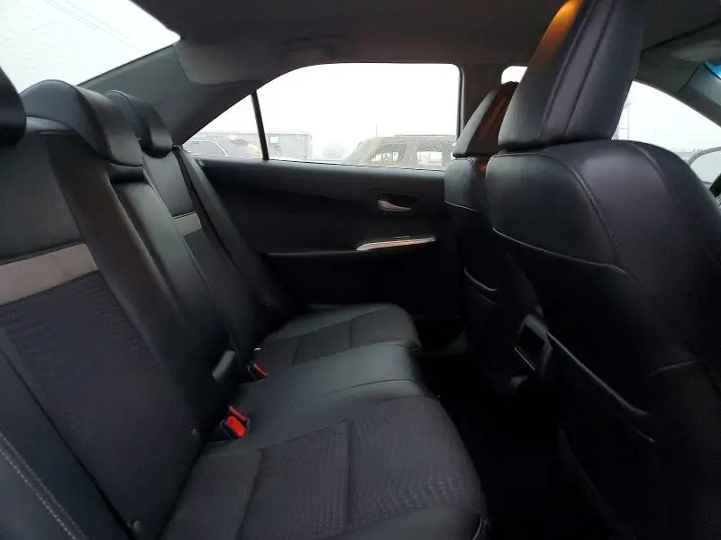 2013 TOYOTA CAMRY SE  