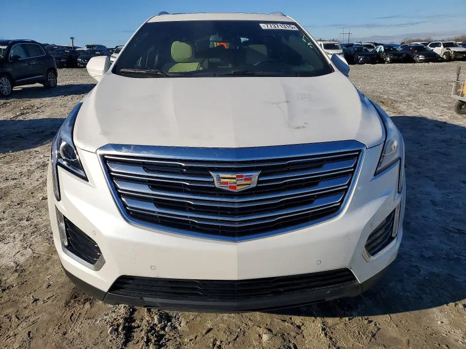 2019 CADILLAC XT5 LUXURY  