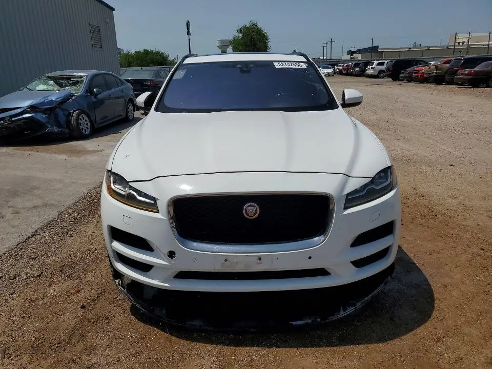 2018 JAGUAR F-PACE PRESTIGE  