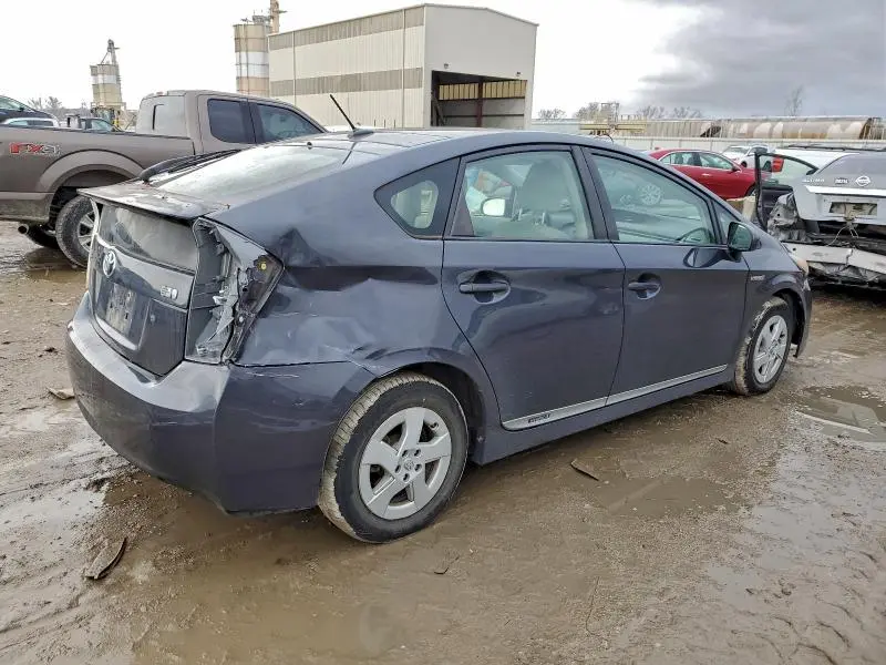 2011 TOYOTA PRIUS   