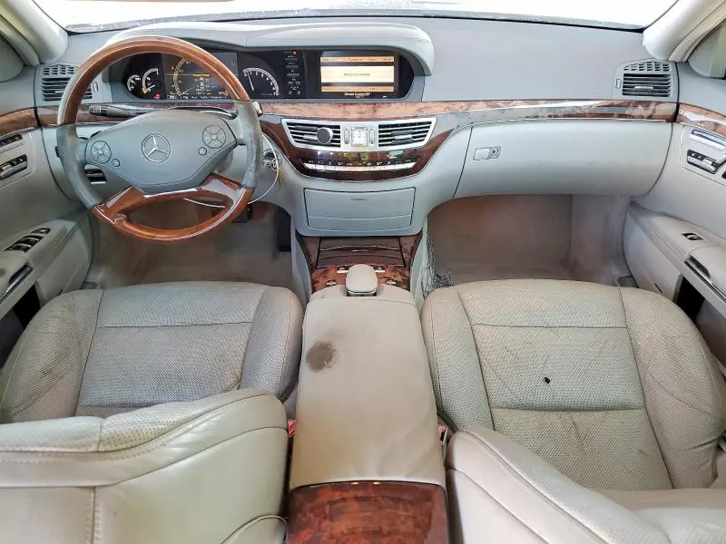 2011 MERCEDES-BENZ S 550  
