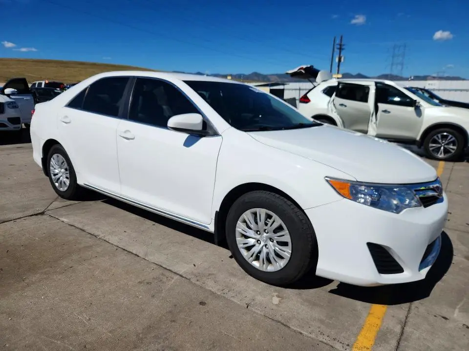 2012 TOYOTA CAMRY LE  