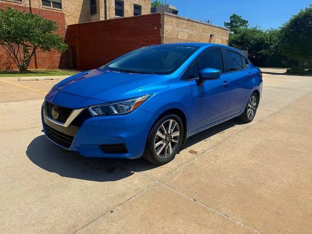 2020 NISSAN VERSA SV  