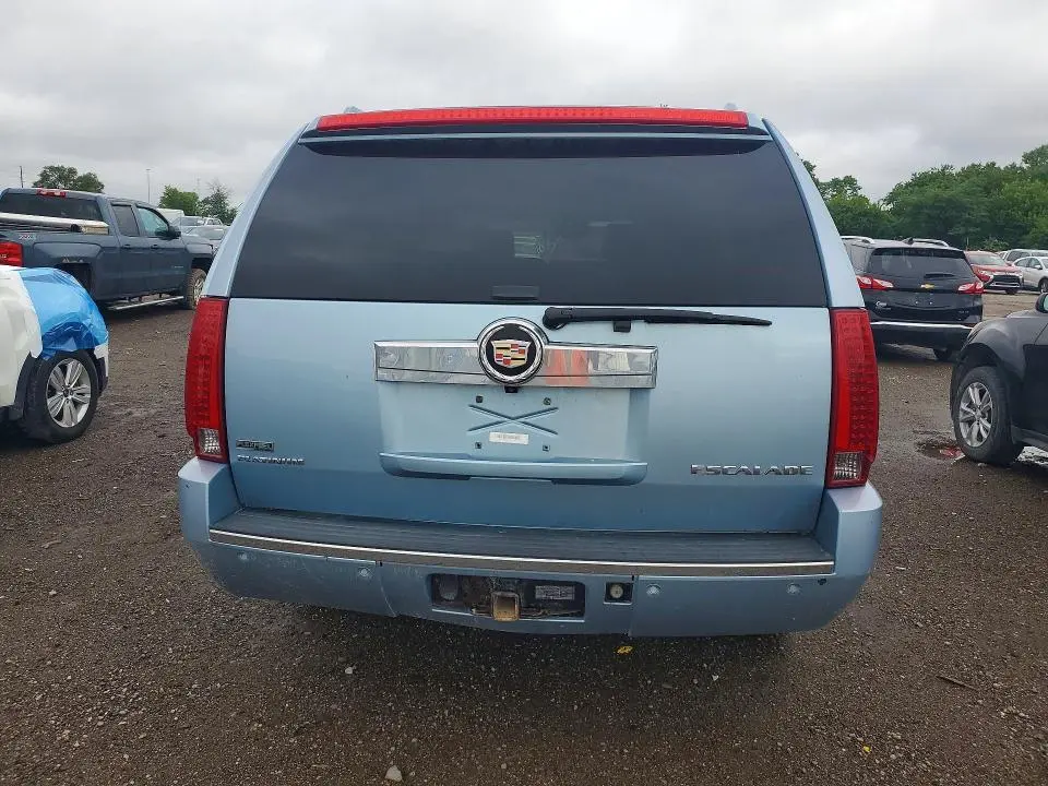 2011 CADILLAC ESCALADE ESV PLATINUM  