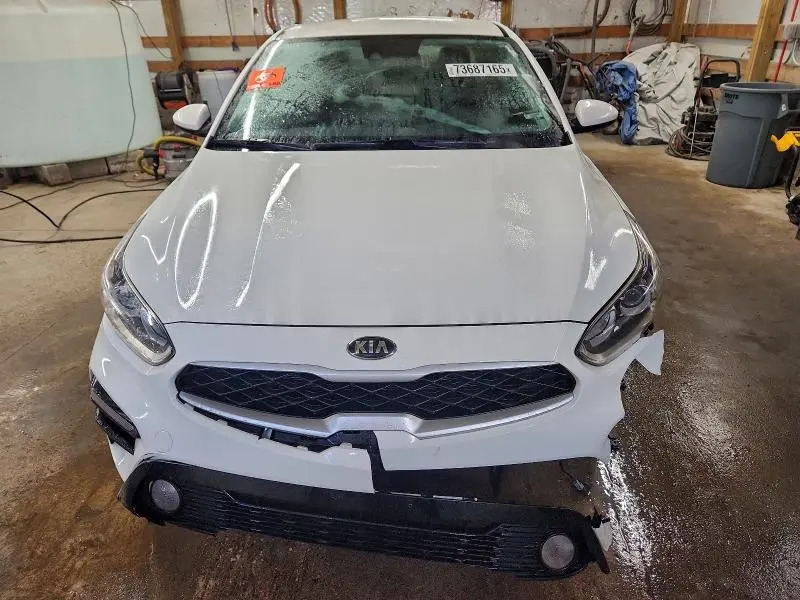 2021 KIA FORTE FE  